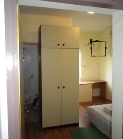 In With Seaview, Terrace, Air Condition, Wifi *